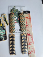 Load image into Gallery viewer, Papa Collection: Papahulilani
